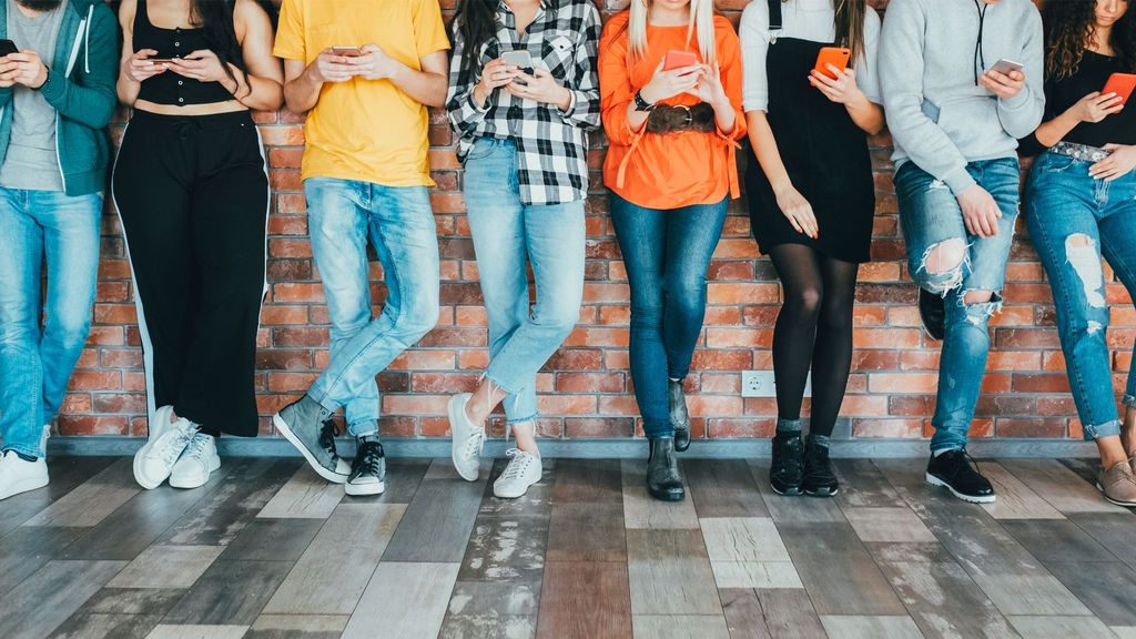 Convivir con mi otro yo. Los retos de las redes sociales. XI Seminario de Arte y Participación Social